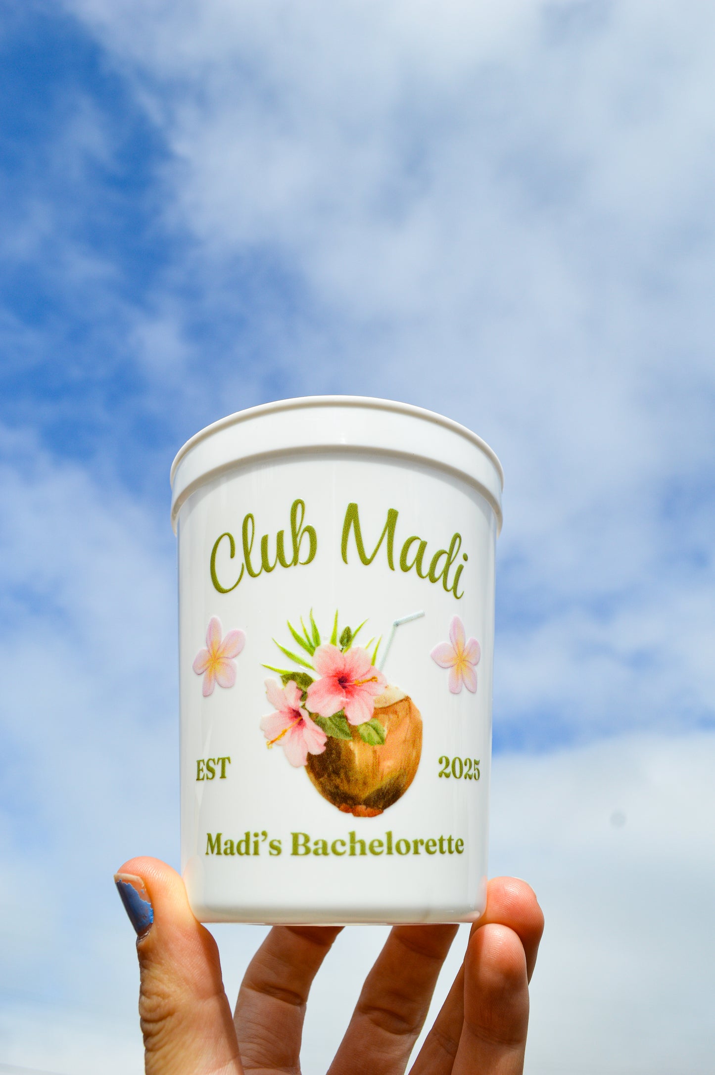 Tropical Bachelorette Party Cups: Bach Club Décor